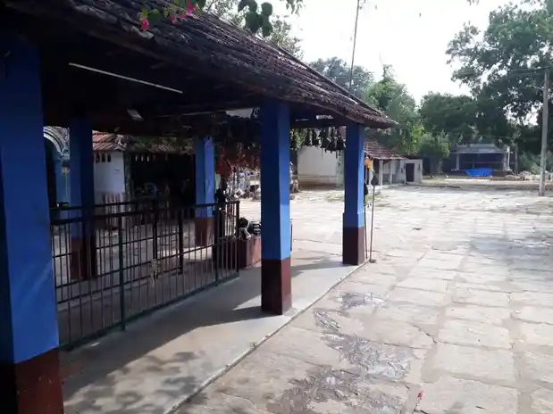 Arulmigu Senbagasaastha Ayyanar Temple, Nampooranipatti - 622209 அருள்மிகு செண்பக சாஸ்தா அய்யனார் திருக்கோயில், நம்பூரணிப்பட்டி - 622209, Pudukkottai - Ancient Temple Architecture and History Image 2