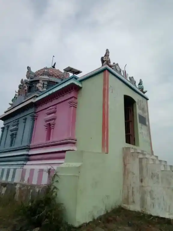 Arulmigu Sendhamaraikan Temple, Veliyanour - 621014 Arulmigu Sendhamaraikan Temple, Veliyanour - 621014, Thiruchirappalli - Ancient Temple Architecture and History Image 2