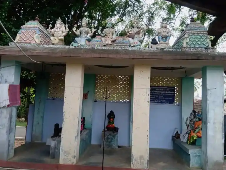 Arulmigu Sendraya Perumal Temple, Ariyagoundampatty - 637406 அருள்மிகு சென்றாயப்பெருமாள் திருக்கோயில், Ariyagoundampatty - 637406, Namakkal - Ancient Temple Architecture and History Image 6