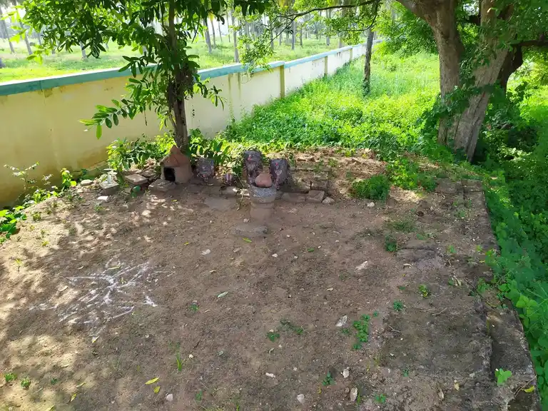 Arulmigu Sendraya Perumal Temple, Bommanpatti - 637212 அருள்மிகு சென்றாயப் பெருமாள் திருக்கோயில், Bommanpatti - 637212, Namakkal - Ancient Temple Architecture and History Image 3