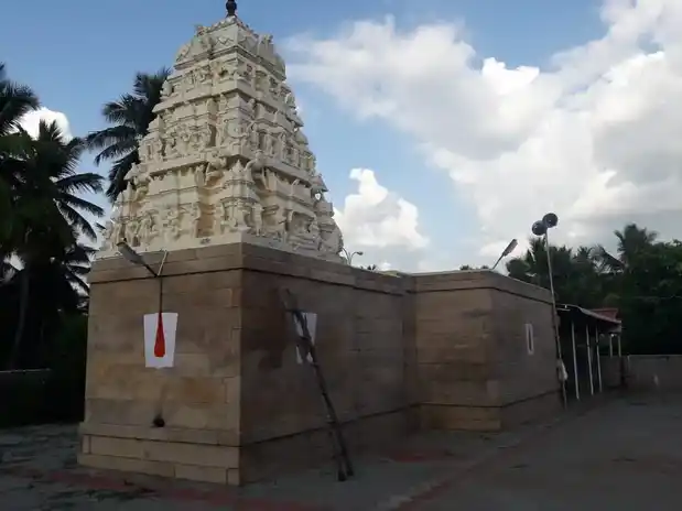 Arulmigu Sendraya Perumal Temple, Karumapuram - 637211 அருள்மிகு சென்றாய பெருமாள் திருக்கோயில், Karumapuram - 637211, Namakkal - Ancient Temple Architecture and History Image 4