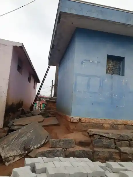 Arulmigu Sendraya Swamy Temple, Doddabelur - 635107 அருள்மிகு சென்றாயசாமி திருக்கோயில், Doddabelur - 635107, Krishnagiri - Ancient Temple Architecture and History Image 4