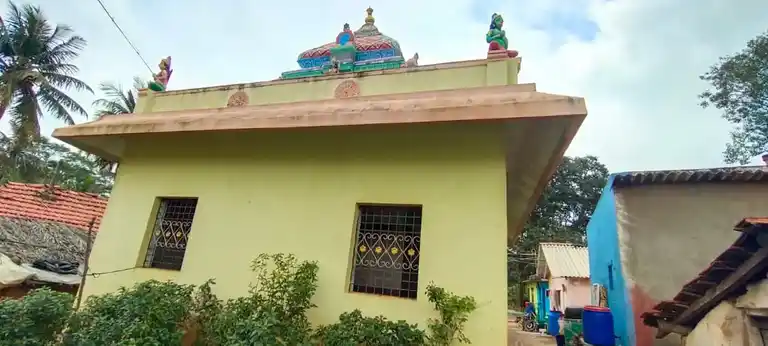 Arulmigu Sendraya Swamy Temple, Sathanoor - 635107 அருள்மிகு சென்றாயசாமி திருக்கோயில், Sathanoor - 635107, Krishnagiri - Ancient Temple Architecture and History Image 3