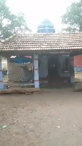 Arulmigu Sendrayaperumal Temple, Chinnappampatti, Pappambadi - 636306 Arulmigu Sendrayaperumal Temple, Chinnappampatti, Pappambadi - 636306, Salem - Ancient Temple Architecture and History Image 6