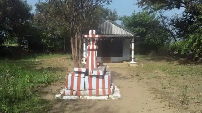 Arulmigu Sendrayaperumal Temple, Marakottai, Omalur - 636455 Arulmigu Sendrayaperumal Temple, Marakottai, Omalur - 636455, Salem - Ancient Temple Architecture and History Image 2