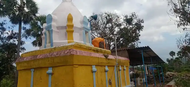 Arulmigu Sendrayaperumal Temple, Mookanur - 636351 அருள்மிகு சென்றாயபெருமாள் திருக்கோயில், Mookanur - 636351, Salem - Ancient Temple Architecture and History Image 2