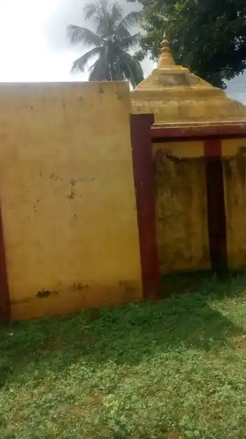 Arulmigu Sendrayaperumal Temple, Naranampalayam - 636455 அருள்மிகு சென்றாய பெருமாள் திருக்கோயில், Naranampalayam - 636455, Salem - Ancient Temple Architecture and History Image 4