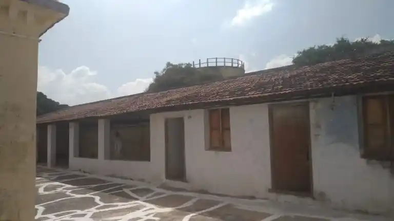 Arulmigu Sendrayaperumal Temple, Pagalpatty Pirivu Road, Pagalpatty - 636304 அருள்மிகு சென்றாயப்பெருமாள் திருக்கோயில், பாகல்பட்டி பிரிவு ரோடு, பகல்பட்டி - 636304, Salem - Ancient Temple Architecture and History Image 7