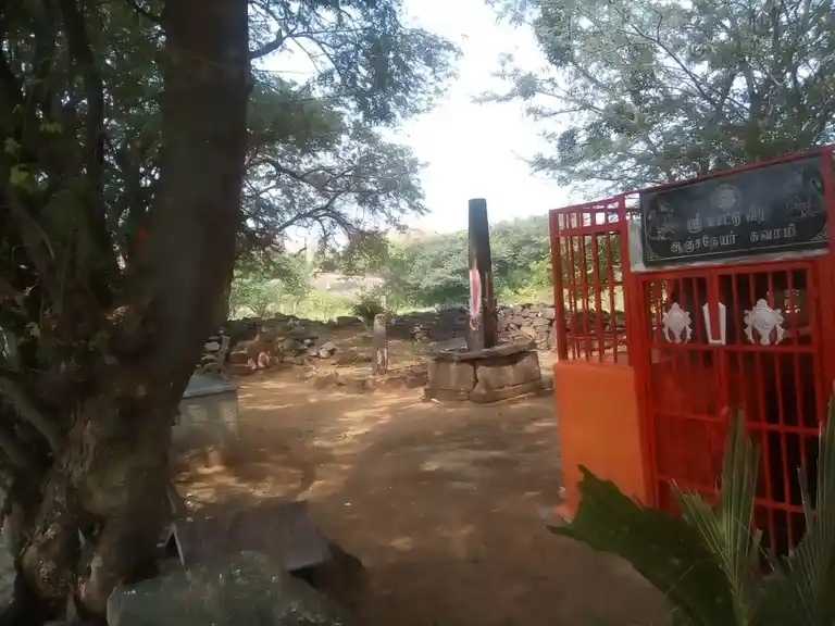 Arulmigu Sendrayaperumal Temple, Pattagarahalli - 635204 Arulmigu Sendrayaperumal Temple, Pattagarahalli - 635204, Krishnagiri - Ancient Temple Architecture and History Image 4