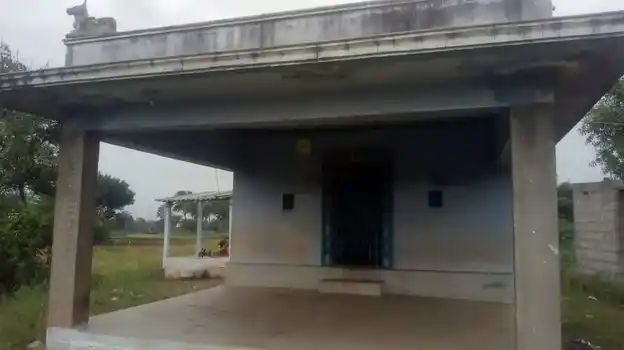 Arulmigu Sendrayaperumal Temple, Periyerippatti - 636503 Arulmigu Sendrayaperumal Temple, Periyerippatti - 636503, Salem - Ancient Temple Architecture and History Image 4