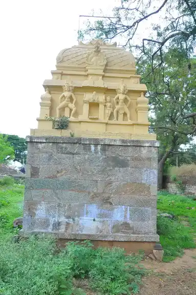 Arulmigu Sendrayaperumal Temple, Pukkampatty, Mecheri - 636453 அருள்மிகு சென்றாய பெருமாள் திருக்கோயில், Pukkampatty, Mecheri - 636453, Salem - Ancient Temple Architecture and History Image 5