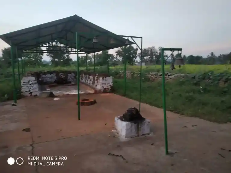 Arulmigu Sendrayaperumal Temple, Segalpetty Kundukkal, Kundakkal - 636351 அருள்மிகு சென்றாயப்பெருமாள் திருக்கோயில், Segalpetty Kundukkal, Kundakkal - 636351, Salem - Ancient Temple Architecture and History Image 11