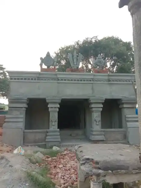 Arulmigu Sendrayaswamy Temple, Aduvanapalle - 635109 Arulmigu Sendrayaswamy Temple, Aduvanapalle - 635109, Krishnagiri - Ancient Temple Architecture and History Image 4