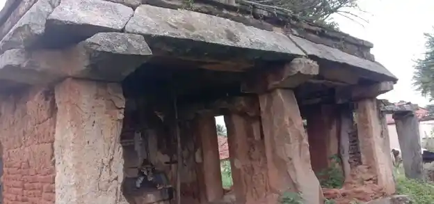 Arulmigu Sendrayaswamy Temple, Devaganapalli - 635110 Temple