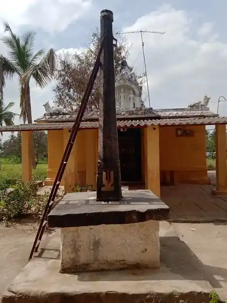 Arulmigu Sendrayaswamy Temple, Karudangurunchikottai, Thirumalvadi - 636808 அருள்மிகு சென்றாயசாமி திருக்கோயில், Karudangurunchikottai, Thirumalvadi - 636808, Dharmapuri - Ancient Temple Architecture and History Image 3