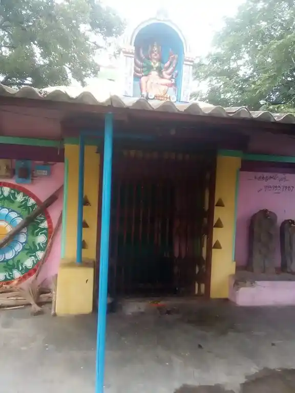Arulmigu Sendrayaswamy Temple, M Pallipatti, B.Pallipatti - 636905 அருள்மிகு சென்றாய சுவாமி திருக்கோயில், M Pallipatti, B.Pallipatti - 636905, Dharmapuri - Ancient Temple Architecture and History Image 4