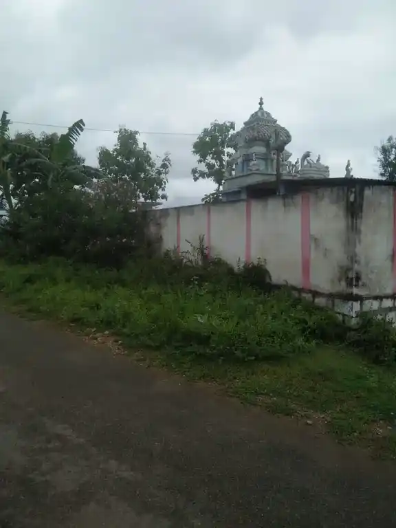 Arulmigu Sendrayaswamy Temple, Narippalli - 636906 அருள்மிகு சென்றாய சுவாமி திருக்கோயில், நாச்சினம்பட்டி, நாச்சினம்பட்டி - 636906, Dharmapuri - Ancient Temple Architecture and History Image 3