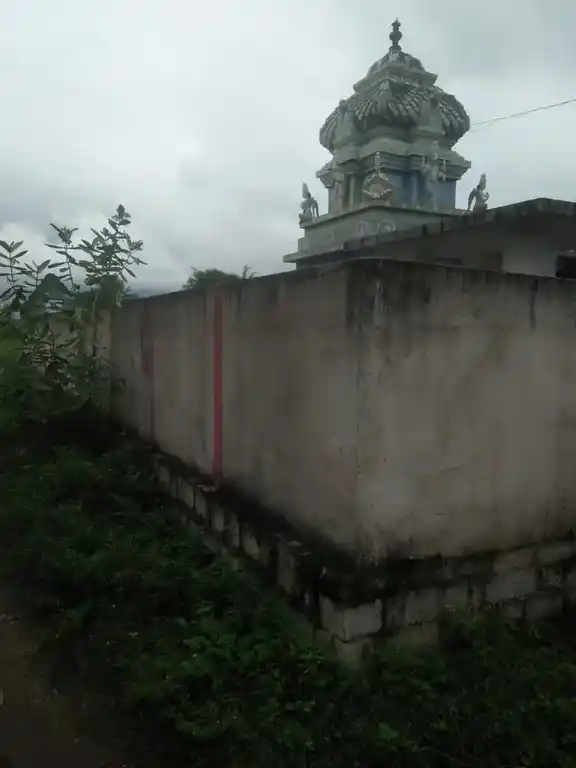 Arulmigu Sendrayaswamy Temple, Narippalli - 636906 அருள்மிகு சென்றாய சுவாமி திருக்கோயில், நாச்சினம்பட்டி, நாச்சினம்பட்டி - 636906, Dharmapuri - Ancient Temple Architecture and History Image 7