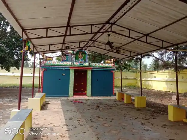 Arulmigu Sengal Nachiamman Temple, Kailayapuram - 636902 அருள்மிகு செங்கல் நாச்சியம்மன் திருக்கோயில், Kailayapuram - 636902, Dharmapuri - Ancient Temple Architecture and History Image 2