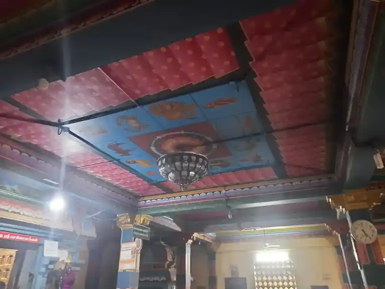 Arulmigu Sengalamman Temple, Sembulivaram - 600067 அருள்மிகு செங்காளம்மன் திருக்கோயில், செம்புலிவரம், செம்புலிவரம் - 600067, Tiruvallur - Ancient Temple Architecture and History Image 2