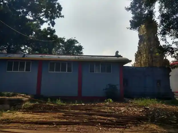 Arulmigu Sengalaniamman Temple, Near Railway Station, Kuppamkandigai - 631209 அருள்மிகு செங்கழனியம்மன் திருக்கோயில், Near Railway Station, Kuppamkandigai - 631209, Tiruvallur - Ancient Temple Architecture and History Image 4