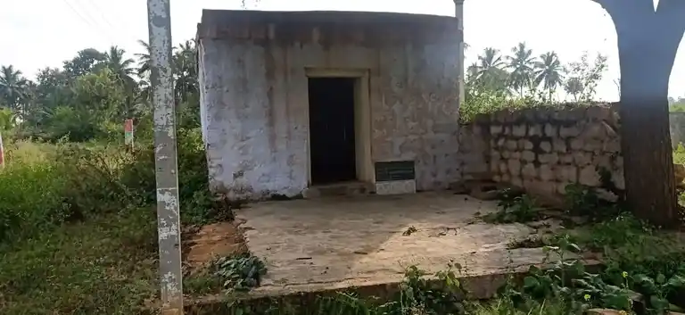 Arulmigu Sengaliamman Temple, Periyerippatti - 636503 அருள்மிகு செங்காளியம்மன், திருக்கோயில், Periyerippatti - 636503, Salem - Ancient Temple Architecture and History Image 5