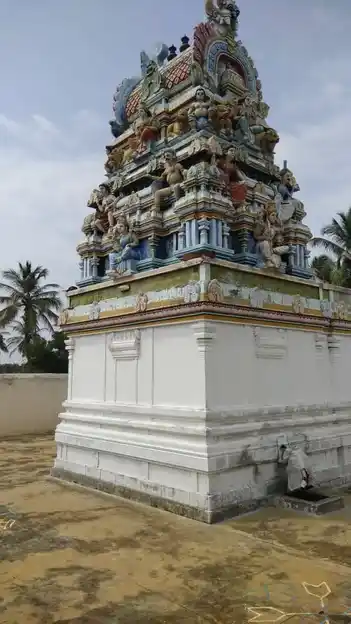 Arulmigu Sengaluneeraman Temple, Velusamuthiram - 624621 அருள்மிகு செங்கழுநீரம்மன் திருக்கோயில், Velusamuthiram - 624621, Dindigul - Ancient Temple Architecture and History Image 3