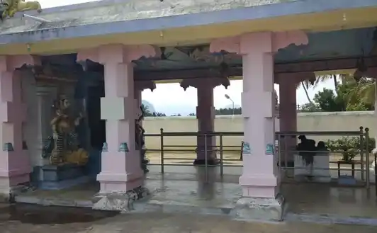 Arulmigu Sengaluneeraman Temple, Velusamuthiram - 624621 அருள்மிகு செங்கழுநீரம்மன் திருக்கோயில், Velusamuthiram - 624621, Dindigul - Ancient Temple Architecture and History Image 4