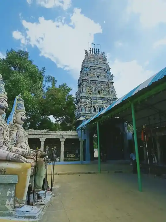 Arulmigu Sengama Muniyappantemple, Pallakkapalayam - 637303 அருள்மிகு செங்கமா முனியப்பன் திருக்கோயில், பல்லக்காப்பாளையம் - 637303, Namakkal - Ancient Temple Architecture and History Image 3