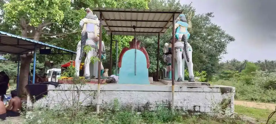 Arulmigu Sengamalaiamman Temple, Sirankadu - 624624 அருள்மிகு செங்கமலையம்மன் திருக்கோயில், Sirankadu - 624624, Dindigul - Ancient Temple Architecture and History Image 3