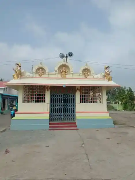 Arulmigu Sengamman Vinayakar Muniyappan Temple, B.Pallipatti - 636905 அருள்மிகு செங்கம்மன், விநாயகர், முனியப்பன் திருக்கோயில், B.Pallipatti - 636905, Dharmapuri - Ancient Temple Architecture and History Image 3