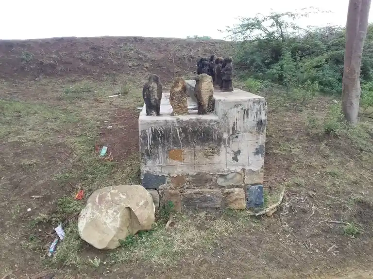 Arulmigu Sengamuniyanar Templed, Koothur - 621713 அருள்மிகு செங்கமுனியனார் திருக்கோயில், Koothur - 621713, Perambalur - Ancient Temple Architecture and History Image 4