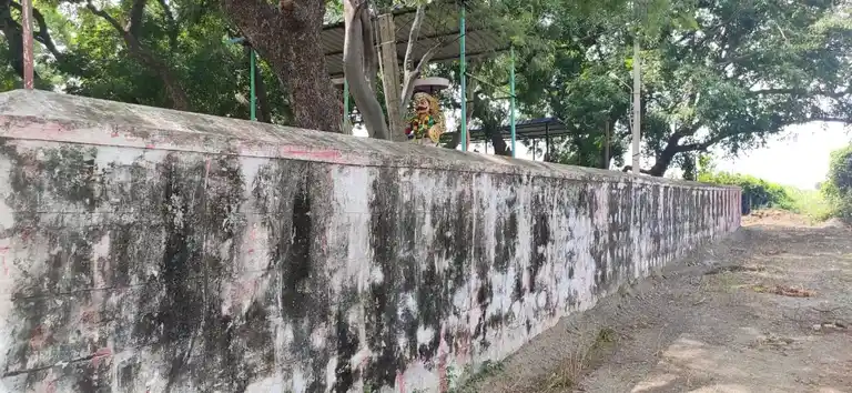 Arulmigu Sengamuniyanar Templed, Perali - 621708 அருள்மிகு செங்கமுனியனார் திருக்கோயில், Perali - 621708, Perambalur - Ancient Temple Architecture and History Image 2