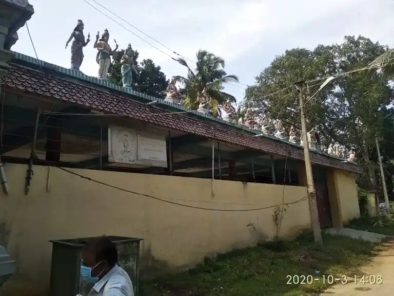 Arulmigu Sengazhuneer Mariamman Temple, Puvarasankuppam - 605105 அருள்மிகு செங்கழுநீர் மாரியம்மன் திருக்கோயில், பூவரசன்குப்பம் - 605105, Viluppuram - Ancient Temple Architecture and History Image 5