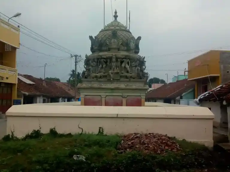 Arulmigu Sengazhuneer Pillaiyaar Temple, Thenper - 605654 அருள்மிகு செங்கழுநீர் பிள்ளையர் திருக்கோயில், Thenper - 605654, Viluppuram - Ancient Temple Architecture and History Image 3