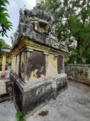 Arulmigu Sengazhuneer Pillaiyar Temple, Karaimedu - 609109 அ/மி.செங்கழுநீர் பிள்ளையார் திருக்கோயில், Sirkali - 609109, Mayiladuthurai - Ancient Temple Architecture and History Image 3