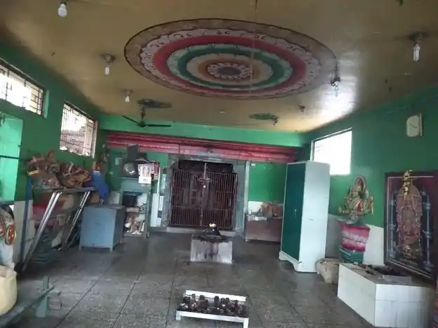 Arulmigu Sengulthan Kulanthamman Temple, Thillainagar, Thiruchirappalli West - 620018 அருள்மிகு செங்குளத்தாள்குழந்தாலம்மன் திருக்கோயில், Thillainagar, Thiruchirappalli West - 620018, Thiruchirappalli - Ancient Temple Architecture and History Image 2