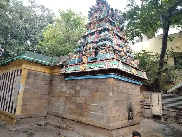 Arulmigu Sengulthan Kulanthamman Temple, Thillainagar, Thiruchirappalli West - 620018 அருள்மிகு செங்குளத்தாள்குழந்தாலம்மன் திருக்கோயில், Thillainagar, Thiruchirappalli West - 620018, Thiruchirappalli - Ancient Temple Architecture and History Image 4
