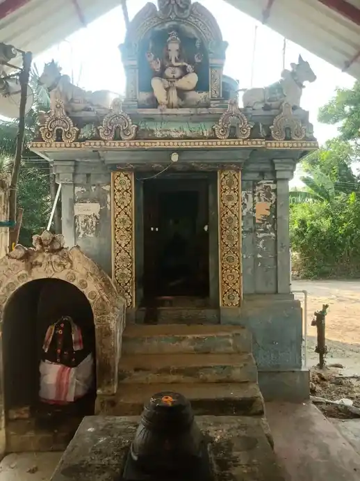 Arulmigu Senjivinayagar Temple, Jayangondapattinam - 608002 அருள்மிகு செஞ்சிவிநாயகர் சோமசுந்தரேஸ்வரர் திருக்கோயில், Jayangondapattinam - 608002, Cuddalore - Ancient Temple Architecture and History Image 9