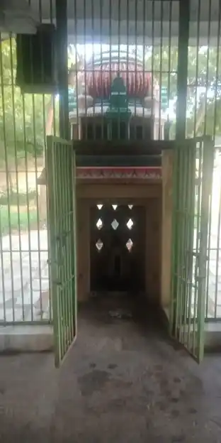 Arulmigu Senkanivaiperumal Temple, Uthamseri - 621005 அருள்மிகு செங்கனிவாய்பெருமாள் திருக்கோயில், Uthamseri - 621005, Thiruchirappalli - Ancient Temple Architecture and History Image 4