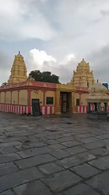 Arulmigu Senkazhuneer Vinayagar Chithambareswarar Kesavaperumal Temple, Thottikkalai - 602025 அருள்மிகு செங்கழுநீர் விநாயகர் சிதம்பரேஸ்வரர் மற்றும் ஆதிகேசவப்பெருமாள் திருக்கோயில், தொட்டிக்கலை - 602025, Tiruvallur - Ancient Temple Architecture and History Image 4