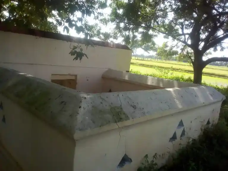 Arulmigu Senkazhuthamman Temple, Arakkonam Main Road, Kattupattur - 631552 அருள்மிகு செங்கழுத்தம்மன் திருக்கோயில், காட்டுப்பட்டூர் - 631552, Kancheepuram - Ancient Temple Architecture and History Image 3