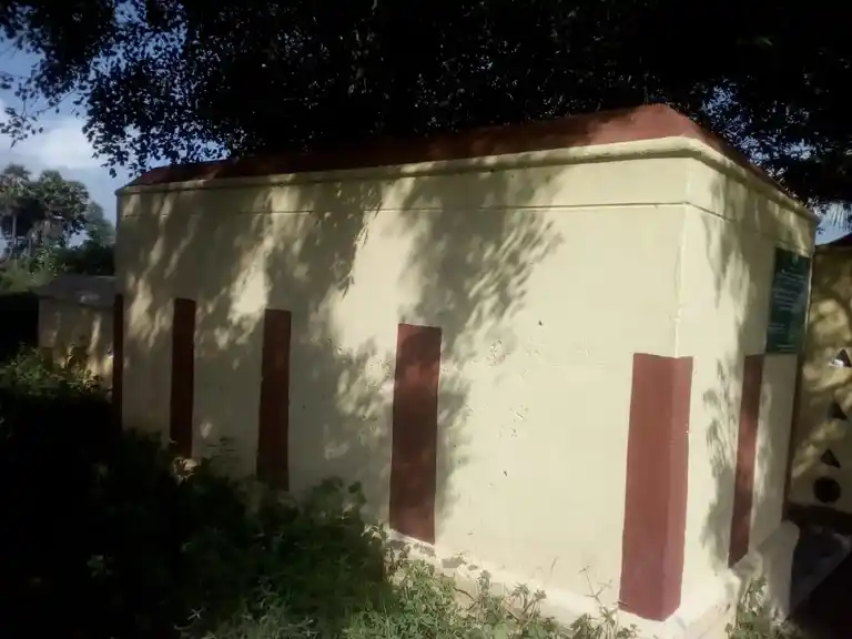 Arulmigu Senkazhuthamman Temple, Arakkonam Main Road, Kattupattur - 631552 அருள்மிகு செங்கழுத்தம்மன் திருக்கோயில், காட்டுப்பட்டூர் - 631552, Kancheepuram - Ancient Temple Architecture and History Image 8