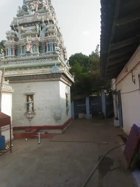 Arulmigu Senkodamman Temple, Ondipudur, Singanallur - 641005 அருள்மிகு செங்கோடம்மன் திருக்கோயில், Ondipudur, Singanallur - 641005, Coimbatore - Ancient Temple Architecture and History Image 2