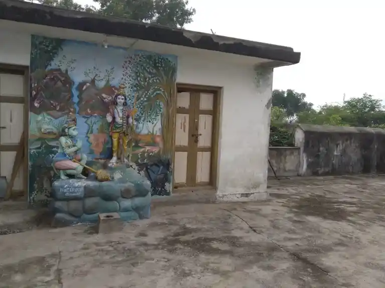 Arulmigu Sennakesava Perumal Temple, Perani - 605651 அருள்மிகு சென்னகேசவப்பெருமாள் திருக்கோயில், Perani - 605651, Viluppuram - Ancient Temple Architecture and History Image 7