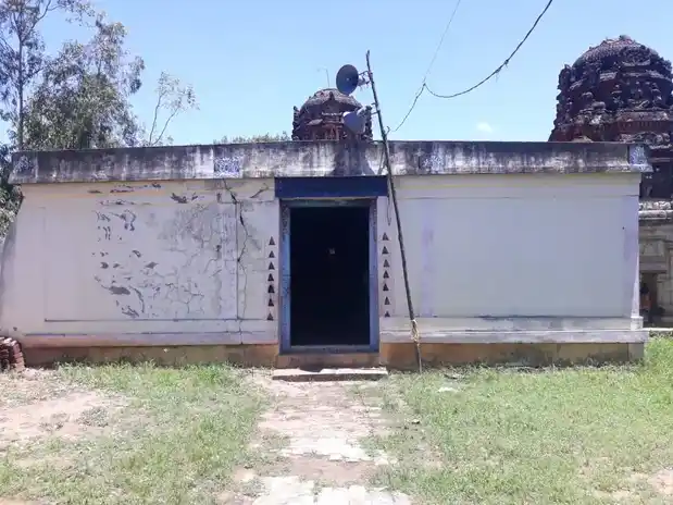 Arulmigu Senneeswarar Temple, Vanathirayanpatinam - 621804