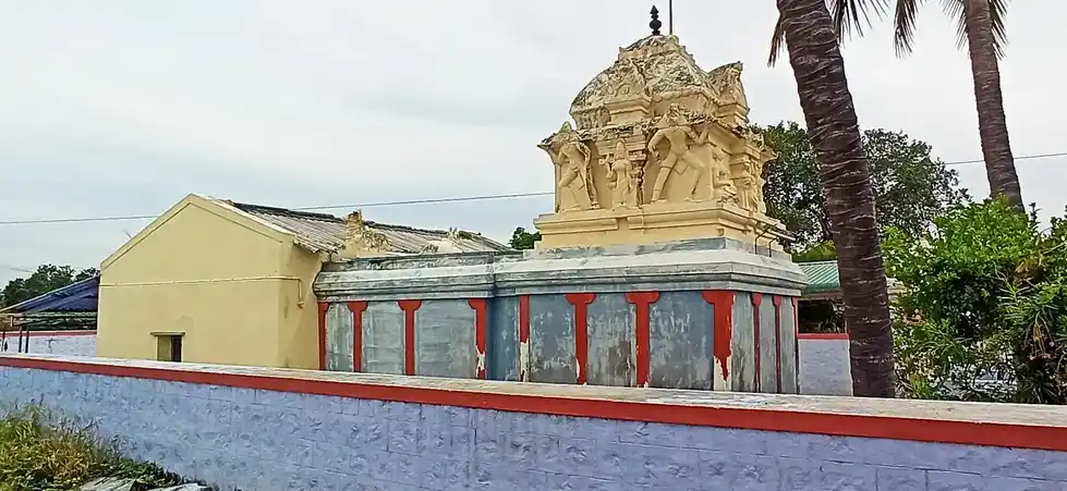 Arulmigu Sennimalaiandavar Temple, Paranayakanvalasu, Vellavavipudur - 638661 அருள்மிகு சென்னிமலையாண்டவர் திருக்கோயில், பேரநாக்கன்வலசு, வெள்ளவாவிபுதுார் - 638661, Tiruppur - Ancient Temple Architecture and History Image 3