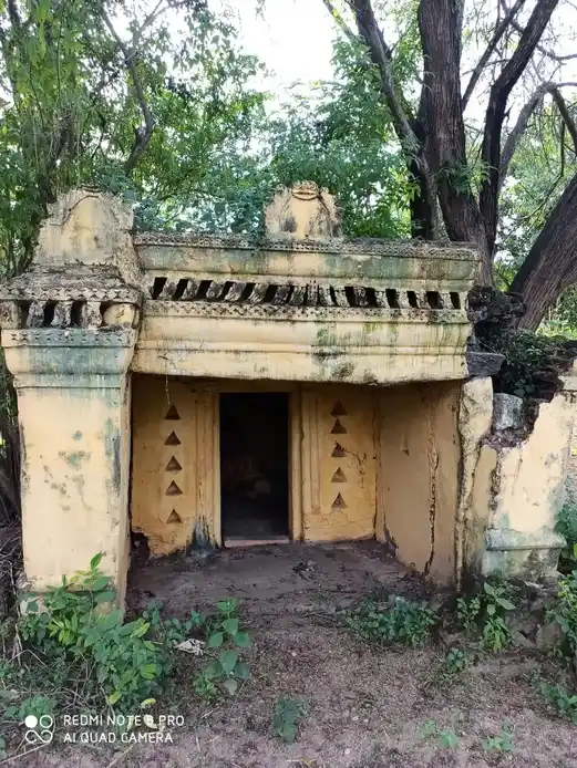 Arulmigu Senraya Swami Temple, Thattimanapalli - 632601 Temple