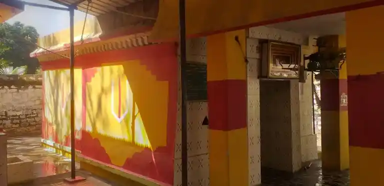 Arulmigu Senraya Swami Temple, Vadakupattu - 635801 அருள்மிகு சென்றாயசுவாமி திருக்கோயில், வடக்குப்பட்டு - 635801, Thirupathur - Ancient Temple Architecture and History Image 4