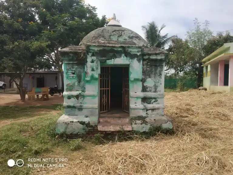 Arulmigu Senraya Swamy Temple, Koothapadi - 636810 Arulmigu Senraya Swamy Temple, கூத்தப்பாடி - 636810, Dharmapuri - Ancient Temple Architecture and History Image 3